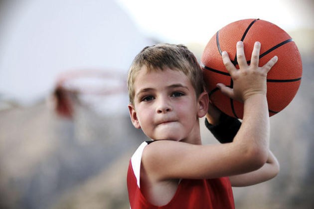 Отдавать ли ребенка в баскетбол? 