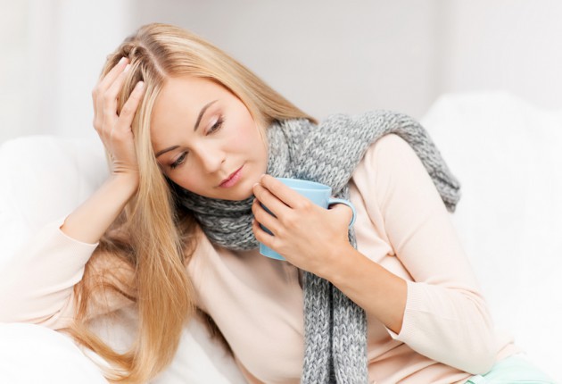 Болит горло в период грудного вскармливания: что делать?