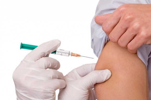Вакцинация взрослых от кори: почему она нужна и какую вакцину выбрать?