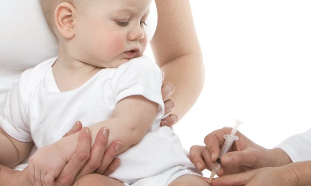 Прививка АКДС: схема вакцинации детей и возможные осложнения