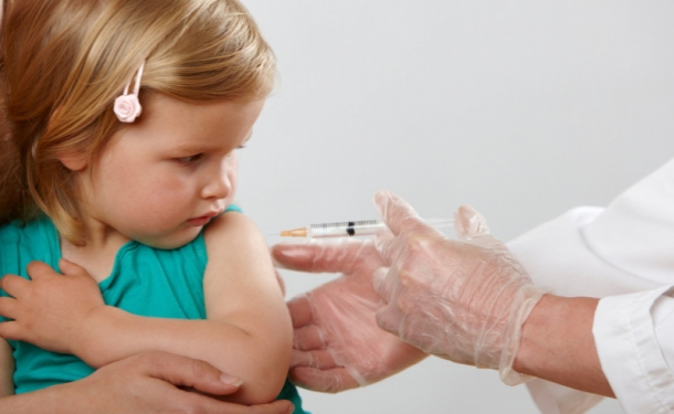 Профилактика полиомиелита: вакцинация и схема постановки прививок