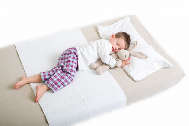 Выбор матраса в детскую кроватку – инвестиция в здоровое будущее любимого чада