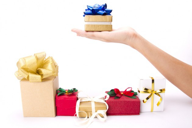Что подарить любимому на день рождения - варианты ценных подарков