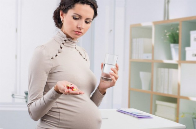 Какие лучше витамины для беременных элевит или витрум пренатал форте отзывы