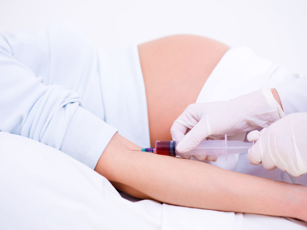 взятие крови у беременной