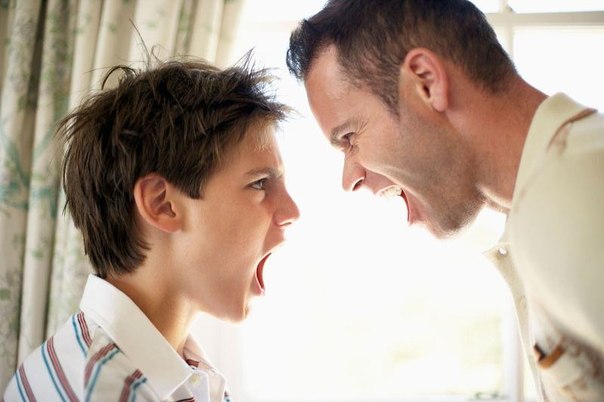 ссора между ребенком и отцом