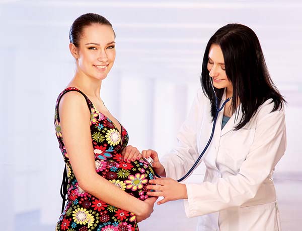течение родов переношенная беременность